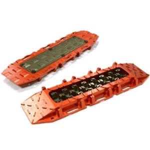 C26218RED Realistic Alloy Vehicle Extraction &amp; Recovery Boards for 1/10 Scale Off-Road
